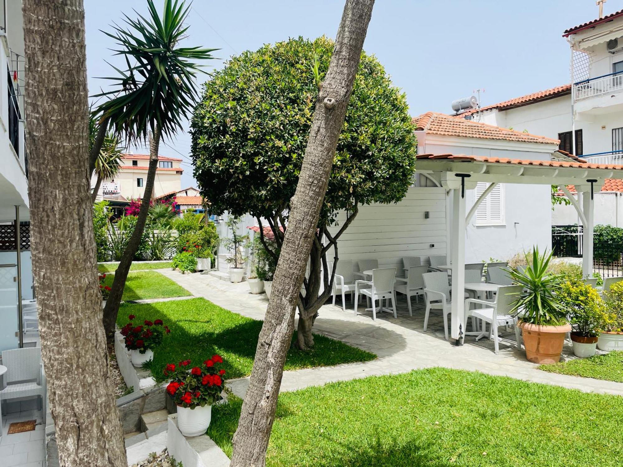Thalassa Garden Studios Pefkochori Exterior foto